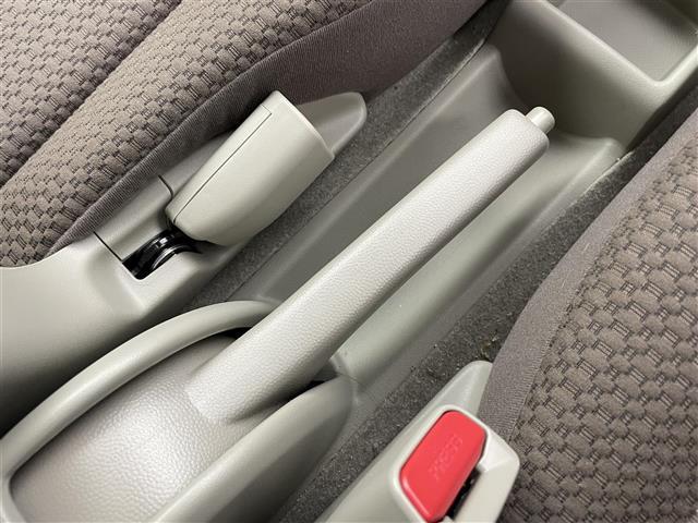 エブリイ ＰＣ　４ＷＤ　キャンピング仕様　純正ディスプレイオーディオ　ＢＴ　バックカメラ　衝突軽減ブレーキ　レーンキープアシスト　オートＬＥＤヘッドライト　リアパーキングセンサー　ＥＴＣ　ドラレコ　シートヒーター（16枚目）