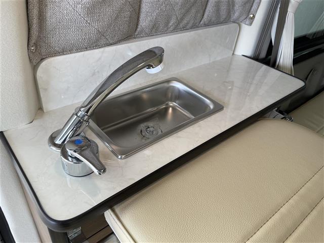 エブリイ ＰＣ　４ＷＤ　キャンピング仕様　純正ディスプレイオーディオ　ＢＴ　バックカメラ　衝突軽減ブレーキ　レーンキープアシスト　オートＬＥＤヘッドライト　リアパーキングセンサー　ＥＴＣ　ドラレコ　シートヒーター（30枚目）