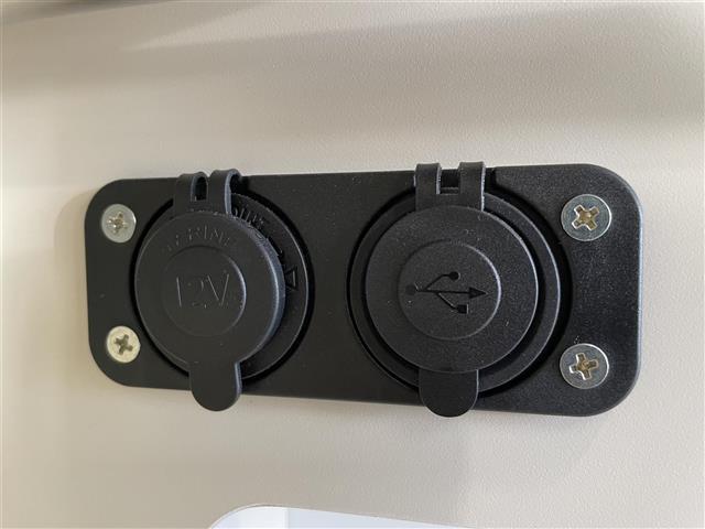 エブリイ ＰＣ　４ＷＤ　キャンピング仕様　純正ディスプレイオーディオ　ＢＴ　バックカメラ　衝突軽減ブレーキ　レーンキープアシスト　オートＬＥＤヘッドライト　リアパーキングセンサー　ＥＴＣ　ドラレコ　シートヒーター（33枚目）