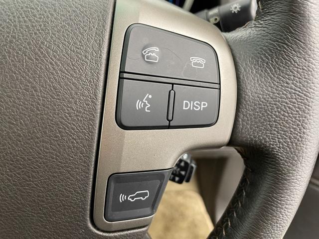 ランドクルーザー ＡＸ　Ｇセレクション　純正ナビ（ＣＤ　ＤＶＤ　ＭＳＶ）　バックカメラ　前後コーナーセンサー　ビルトインＥＴＣ　ベージュ革　前席パワーシート・シートヒーター　ＡＣＣ　純正スタッドレスＴセット積込み　スマートキー　ステップ（11枚目）