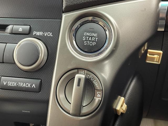 ランドクルーザー ＡＸ　Ｇセレクション　純正ナビ（ＣＤ　ＤＶＤ　ＭＳＶ）　バックカメラ　前後コーナーセンサー　ビルトインＥＴＣ　ベージュ革　前席パワーシート・シートヒーター　ＡＣＣ　純正スタッドレスＴセット積込み　スマートキー　ステップ（18枚目）