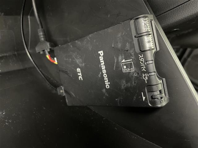 ワゴンR ハイブリッドFX リミテッド 4WD 社外ナビ フルセグTV バックカメラ ヘッドアップディスプレイ 衝突被害軽減ブレーキ レーンキープアシスト オートLEDライト 横滑り防止装置 ETC ドライブレコーダー スマートキー×2(7枚目)