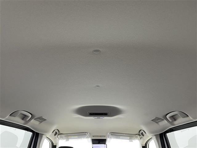 セレナ ｅ－パワー　ハイウェイスターＶ　登録済未使用車　１２．３型アドバンスドドライブアシストディスプレイ　ＴＶ　アラウンドビューモニター　両側パワースライドドア　プロパイロット　インテリジェントルームミラー　ワイヤレス充電　ＥＴＣ２．０（34枚目）