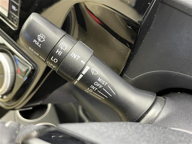 アクア クロスオーバー　グラム　ワンオーナー　純正ＳＤナビ（ＡＭ、ＦＭ、　ＣＤ、ＢＴ、ＳＤ、ＡＵＸ）　ワンセグＴＶ　車外カメラ（バック、フロント、サイド、全方位）　衝突軽減システム　レーンキープアシスト　コーナーセンサー　ドラレコ（11枚目）