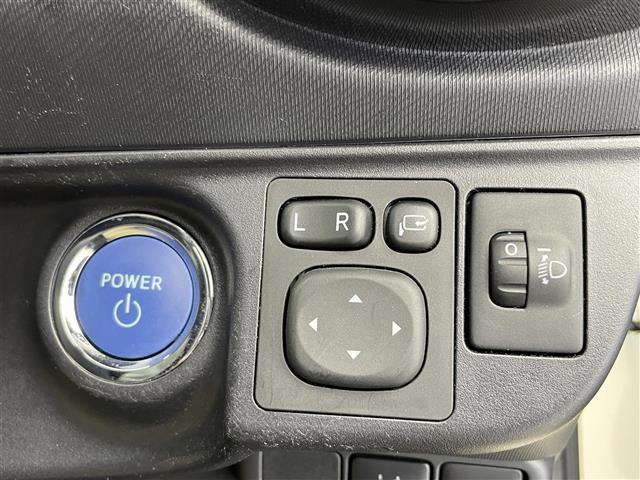 アクア クロスオーバー　グラム　ワンオーナー　純正ＳＤナビ（ＡＭ、ＦＭ、　ＣＤ、ＢＴ、ＳＤ、ＡＵＸ）　ワンセグＴＶ　車外カメラ（バック、フロント、サイド、全方位）　衝突軽減システム　レーンキープアシスト　コーナーセンサー　ドラレコ（14枚目）