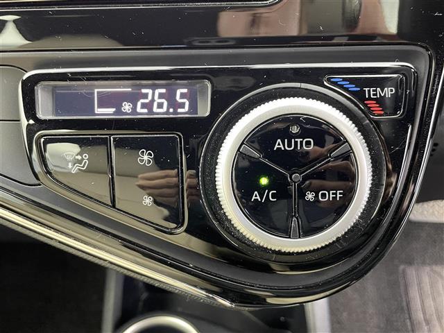 アクア クロスオーバー　グラム　ワンオーナー　純正ＳＤナビ（ＡＭ、ＦＭ、　ＣＤ、ＢＴ、ＳＤ、ＡＵＸ）　ワンセグＴＶ　車外カメラ（バック、フロント、サイド、全方位）　衝突軽減システム　レーンキープアシスト　コーナーセンサー　ドラレコ（16枚目）