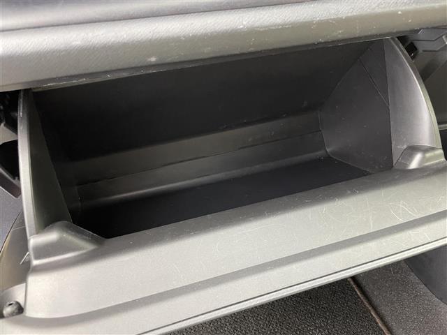 アクア クロスオーバー　グラム　ワンオーナー　純正ＳＤナビ（ＡＭ、ＦＭ、　ＣＤ、ＢＴ、ＳＤ、ＡＵＸ）　ワンセグＴＶ　車外カメラ（バック、フロント、サイド、全方位）　衝突軽減システム　レーンキープアシスト　コーナーセンサー　ドラレコ（22枚目）