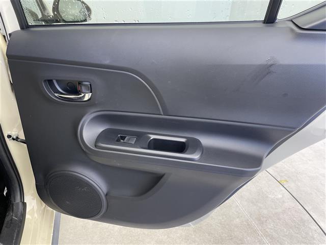 アクア クロスオーバー　グラム　ワンオーナー　純正ＳＤナビ（ＡＭ、ＦＭ、　ＣＤ、ＢＴ、ＳＤ、ＡＵＸ）　ワンセグＴＶ　車外カメラ（バック、フロント、サイド、全方位）　衝突軽減システム　レーンキープアシスト　コーナーセンサー　ドラレコ（29枚目）