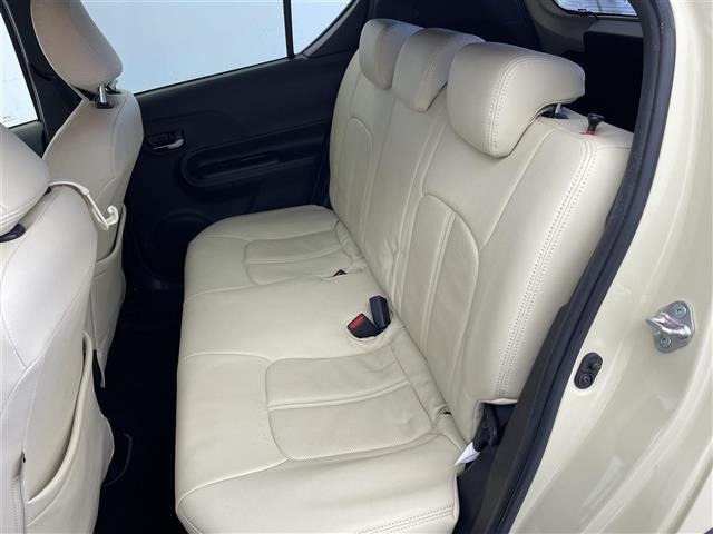 アクア クロスオーバー　グラム　ワンオーナー　純正ＳＤナビ（ＡＭ、ＦＭ、　ＣＤ、ＢＴ、ＳＤ、ＡＵＸ）　ワンセグＴＶ　車外カメラ（バック、フロント、サイド、全方位）　衝突軽減システム　レーンキープアシスト　コーナーセンサー　ドラレコ（30枚目）