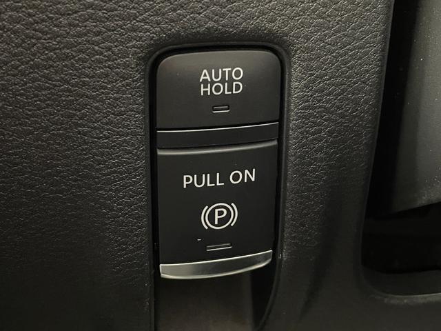 セレナ e-パワー ハイウェイスターV 社外ナビ(AM/FM/BT/DVD/フルセグ) バックカメラ ALPINE後席モニター ドライブレコーダー ETC ブラインドスポットモニター 衝突被害軽減システム レーダークルーズコントロール(16枚目)