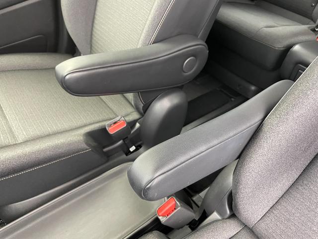 セレナ e-パワー ハイウェイスターV 社外ナビ(AM/FM/BT/DVD/フルセグ) バックカメラ ALPINE後席モニター ドライブレコーダー ETC ブラインドスポットモニター 衝突被害軽減システム レーダークルーズコントロール(26枚目)