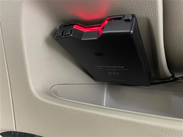 N-WGN G・ターボパッケージ 純正ナビ(CD DVD ワンセグTV bluetooth)バックカメラ ETC 社外前後ドラレコ CTBA(衝突軽減ブレーキ) 社外14インチAW スマートキー オートライト 横滑防止装置 スペアキー(6枚目)