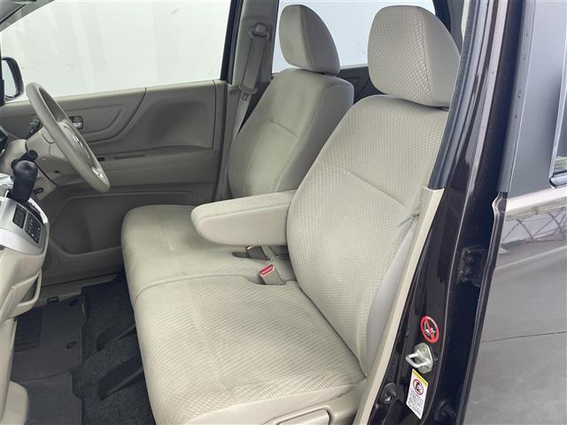 N-WGN G・ターボパッケージ 純正ナビ(CD DVD ワンセグTV bluetooth)バックカメラ ETC 社外前後ドラレコ CTBA(衝突軽減ブレーキ) 社外14インチAW スマートキー オートライト 横滑防止装置 スペアキー(19枚目)