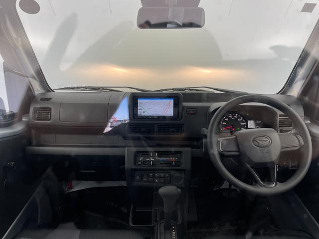 ハイゼットトラック ローダンプ 電動モーター式 社外ナビ オートハロゲンライト 衝突被害軽減システム コーナーセンサー 横滑り防止装置 アイドリングストップ デフロック スペアキー ACエアコン 保証書 取扱説明書 BT フルセグ(2枚目)