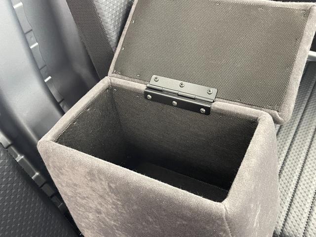 ハイゼットトラック ローダンプ 電動モーター式 社外ナビ オートハロゲンライト 衝突被害軽減システム コーナーセンサー 横滑り防止装置 アイドリングストップ デフロック スペアキー ACエアコン 保証書 取扱説明書 BT フルセグ(26枚目)