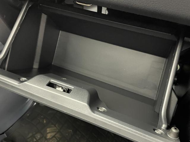 ハイゼットトラック ローダンプ 電動モーター式 社外ナビ オートハロゲンライト 衝突被害軽減システム コーナーセンサー 横滑り防止装置 アイドリングストップ デフロック スペアキー ACエアコン 保証書 取扱説明書 BT フルセグ(30枚目)