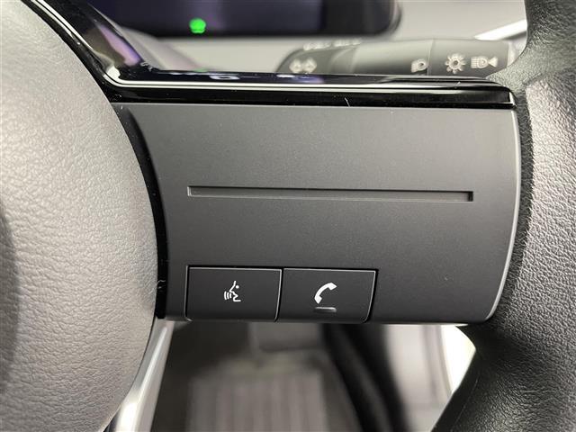 ノート X 純正9型ナビ フルセグTV 衝突被害軽減ブレーキ コーナーセンサー前後 オートLEDヘッドライト 横滑り防止装置 ETC ドライブレコーダー スマートキー プッシュスタート 純正フロアマット 取扱説明(9枚目)