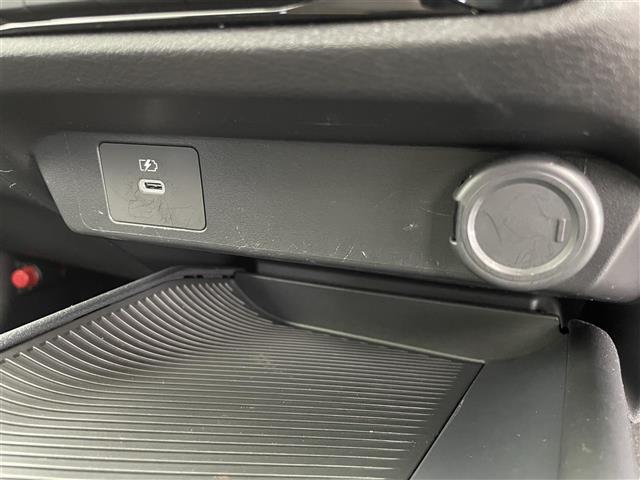 ノート X 純正9型ナビ フルセグTV 衝突被害軽減ブレーキ コーナーセンサー前後 オートLEDヘッドライト 横滑り防止装置 ETC ドライブレコーダー スマートキー プッシュスタート 純正フロアマット 取扱説明(16枚目)