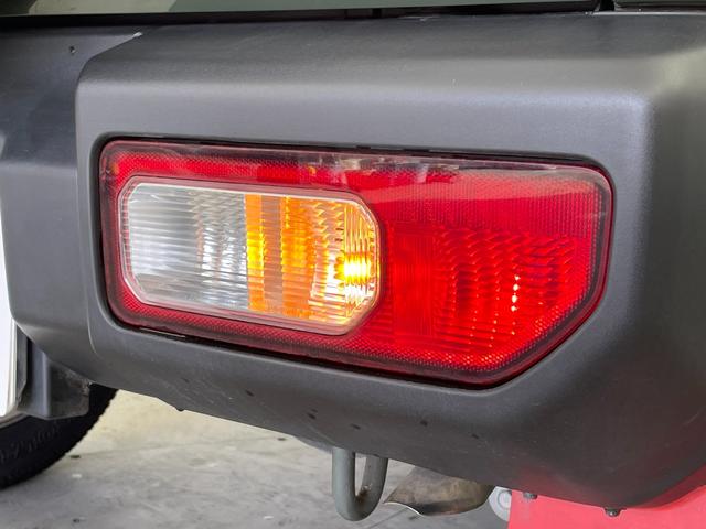 ジムニー XC 社外ナビ ドライブレコーダー ETC シートヒーター 衝突被害軽減システム クルーズコントロール レーンキープアシスト 横滑り防止装置 オートLEDライト 純正アルミホイール ステアリングスイッチ(54枚目)