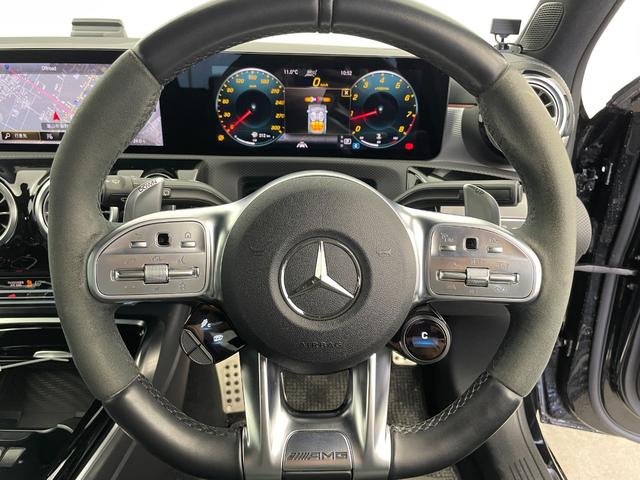 Aクラス A45 S 4マチック+ ワンオーナー 4WD AMGアドバンスドPKG AMGパフォーマンスPKG パノラミックスライディングルーフ PRE-SAFE機能 BBS 純正19インチAW付き冬タイヤ積込 スペアキー 取扱説明書(13枚目)