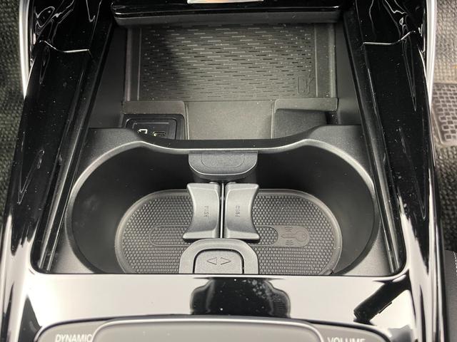 Aクラス A45 S 4マチック+ ワンオーナー 4WD AMGアドバンスドPKG AMGパフォーマンスPKG パノラミックスライディングルーフ PRE-SAFE機能 BBS 純正19インチAW付き冬タイヤ積込 スペアキー 取扱説明書(31枚目)