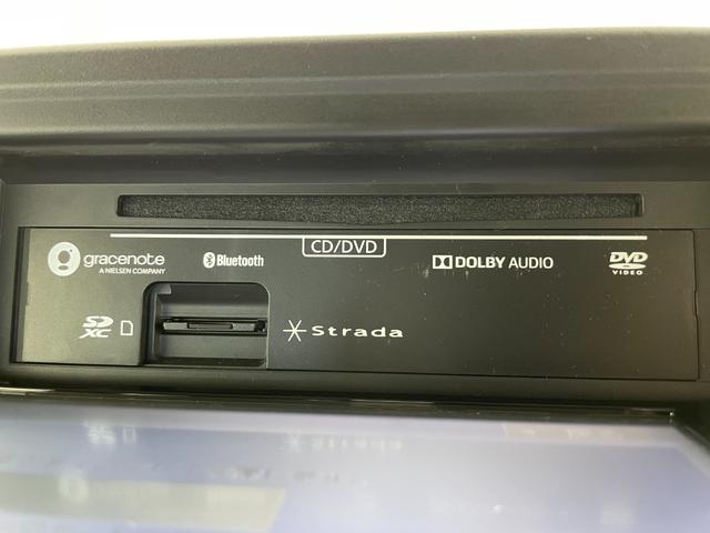 ジムニーシエラ JC 社外ナビ バックカメラ シートヒーター 衝突被害軽減システム レーンキープアシスト 横滑り防止装置 オートLEDライト フォグライト 純正アルミホイール 純正フロアマット ステアリングスイッチ AAC(17枚目)