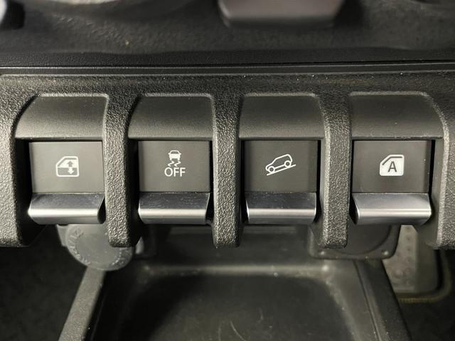 ジムニーシエラ JC 社外ナビ バックカメラ シートヒーター 衝突被害軽減システム レーンキープアシスト 横滑り防止装置 オートLEDライト フォグライト 純正アルミホイール 純正フロアマット ステアリングスイッチ AAC(20枚目)