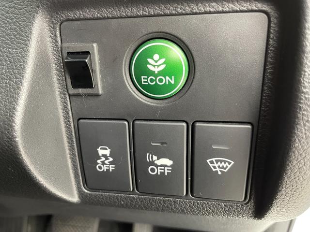 ヴェゼル ハイブリッドＺ　純正ナビ　フルセグＴＶ　バックカメラ　寒冷地仕様　衝突被害軽減ブレーキ　クルーズコントロール　オートＬＥＤヘッドライト　横滑り防止装置　ハーフレザーシート　シートヒーター　ＥＴＣ　ドライブレコーダー（21枚目）