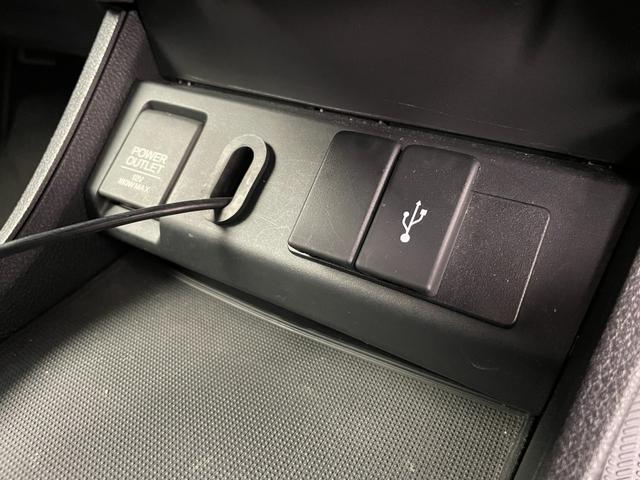 ヴェゼル ハイブリッドＺ　純正ナビ　フルセグＴＶ　バックカメラ　寒冷地仕様　衝突被害軽減ブレーキ　クルーズコントロール　オートＬＥＤヘッドライト　横滑り防止装置　ハーフレザーシート　シートヒーター　ＥＴＣ　ドライブレコーダー（25枚目）