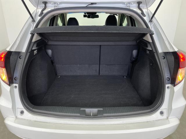 ヴェゼル ハイブリッドＺ　純正ナビ　フルセグＴＶ　バックカメラ　寒冷地仕様　衝突被害軽減ブレーキ　クルーズコントロール　オートＬＥＤヘッドライト　横滑り防止装置　ハーフレザーシート　シートヒーター　ＥＴＣ　ドライブレコーダー（39枚目）