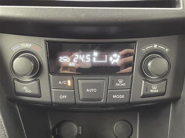 スイフトスポーツ ベースグレード ワンオーナー 社外SDナビ(AM/FM/CD/BT)フルセグTV クルーズコントロール 横滑り防止装置 盗難防止装置 オートライト フロアマット純正 純正AW ドアバイザー フォグランプ 取説/保証書(14枚目)