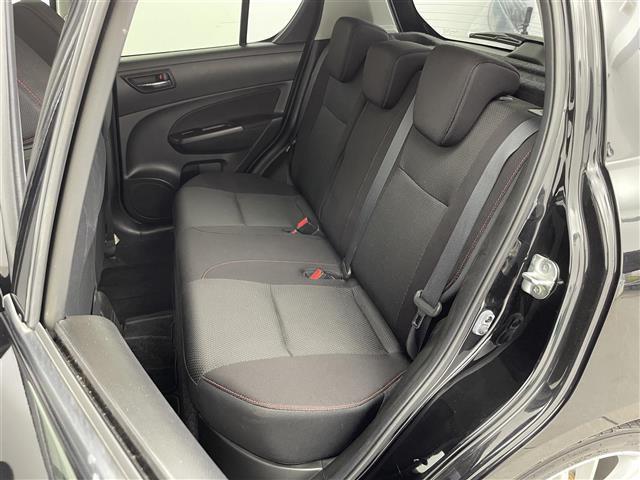 スイフトスポーツ ベースグレード ワンオーナー 社外SDナビ(AM/FM/CD/BT)フルセグTV クルーズコントロール 横滑り防止装置 盗難防止装置 オートライト フロアマット純正 純正AW ドアバイザー フォグランプ 取説/保証書(27枚目)