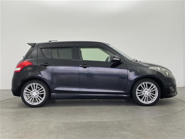 スイフトスポーツ ベースグレード ワンオーナー 社外SDナビ(AM/FM/CD/BT)フルセグTV クルーズコントロール 横滑り防止装置 盗難防止装置 オートライト フロアマット純正 純正AW ドアバイザー フォグランプ 取説/保証書(35枚目)