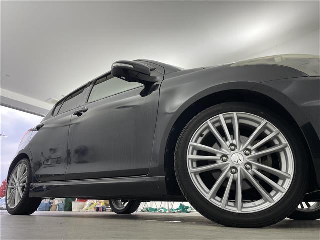 スイフトスポーツ ベースグレード ワンオーナー 社外SDナビ(AM/FM/CD/BT)フルセグTV クルーズコントロール 横滑り防止装置 盗難防止装置 オートライト フロアマット純正 純正AW ドアバイザー フォグランプ 取説/保証書(36枚目)