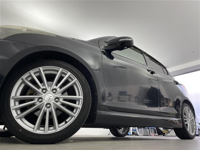 スイフトスポーツ ベースグレード ワンオーナー 社外SDナビ(AM/FM/CD/BT)フルセグTV クルーズコントロール 横滑り防止装置 盗難防止装置 オートライト フロアマット純正 純正AW ドアバイザー フォグランプ 取説/保証書(37枚目)