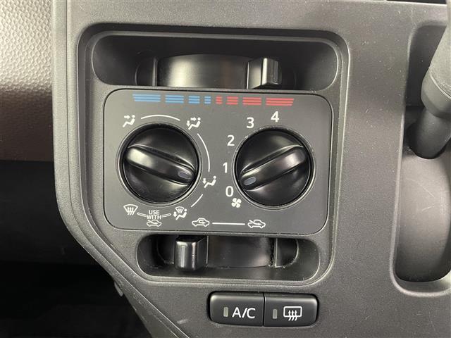 商談ルームにはキッズルームも完備しています☆お子様連れでもゆっくりとお車をお選びいただけます！