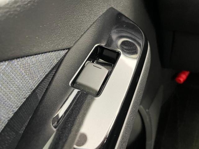 デイズ ハイウェイスター　Ｇターボ　ワンオーナー　純正ナビ　フルセグＴＶ　バックカメラ　社外ＡＷ付き冬タイヤ積込　衝突被害軽減ブレーキ　オートＬＥＤヘッドライト　コーナーセンサー前後　横滑り防止装置　スマートキー×２　プッシュスタート（22枚目）