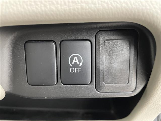 デイズ Ｓ　純正ＳＤナビ　フルセグＴＶ　ＣＤ　ＡＭ　ＦＭ　ハロゲンライト　純正フロアマット　アイドリングストップ　電動格納ミラー　ドアバイザー　リモコンキー　パワーステアリング　パワーウィンドウ　ベンチシート（2枚目）