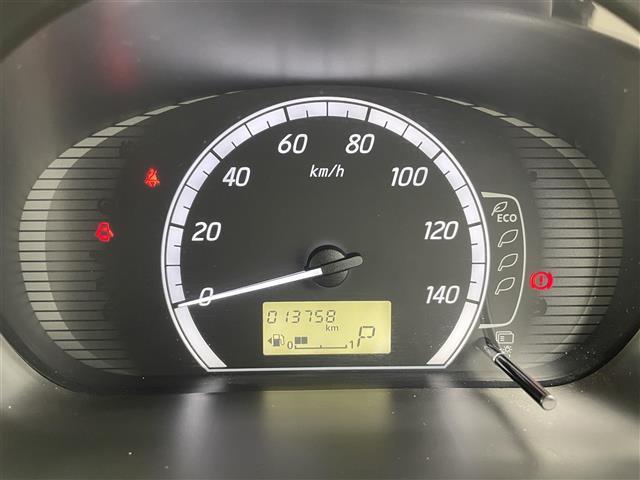 デイズ Ｓ　純正ＳＤナビ　フルセグＴＶ　ＣＤ　ＡＭ　ＦＭ　ハロゲンライト　純正フロアマット　アイドリングストップ　電動格納ミラー　ドアバイザー　リモコンキー　パワーステアリング　パワーウィンドウ　ベンチシート（12枚目）