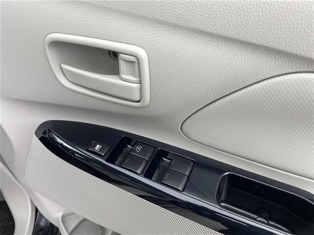 デイズ Ｓ　純正ＳＤナビ　フルセグＴＶ　ＣＤ　ＡＭ　ＦＭ　ハロゲンライト　純正フロアマット　アイドリングストップ　電動格納ミラー　ドアバイザー　リモコンキー　パワーステアリング　パワーウィンドウ　ベンチシート（18枚目）