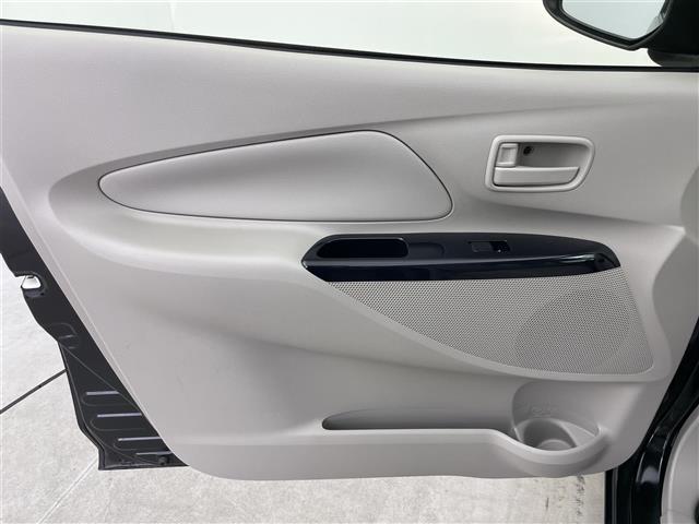 デイズ Ｓ　純正ＳＤナビ　フルセグＴＶ　ＣＤ　ＡＭ　ＦＭ　ハロゲンライト　純正フロアマット　アイドリングストップ　電動格納ミラー　ドアバイザー　リモコンキー　パワーステアリング　パワーウィンドウ　ベンチシート（21枚目）