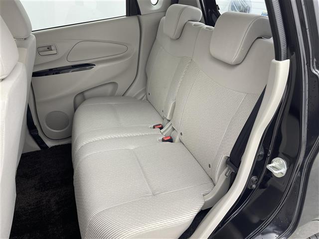 デイズ Ｓ　純正ＳＤナビ　フルセグＴＶ　ＣＤ　ＡＭ　ＦＭ　ハロゲンライト　純正フロアマット　アイドリングストップ　電動格納ミラー　ドアバイザー　リモコンキー　パワーステアリング　パワーウィンドウ　ベンチシート（24枚目）