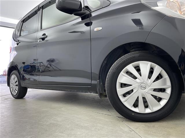 デイズ Ｓ　純正ＳＤナビ　フルセグＴＶ　ＣＤ　ＡＭ　ＦＭ　ハロゲンライト　純正フロアマット　アイドリングストップ　電動格納ミラー　ドアバイザー　リモコンキー　パワーステアリング　パワーウィンドウ　ベンチシート（37枚目）