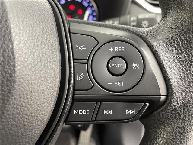 ＲＡＶ４ Ｘ　４ＷＤ　純正ナビ　フルセグＴＶ　バックカメラ　社外１７インチＡＷ付き冬タイヤ積込　トヨタセーフティセンス　ＡＣＣ　プリクラッシュセーフティ　デジタルインナーミラー　ドラレコ　ＥＴＣ　スマートキー×２（10枚目）