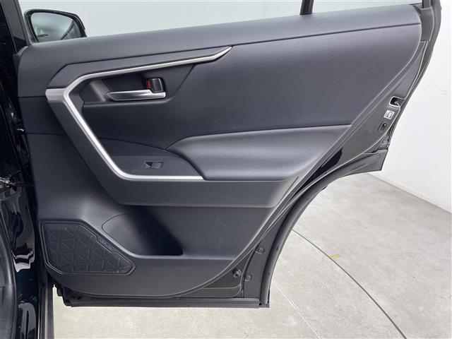 ＲＡＶ４ Ｘ　４ＷＤ　純正ナビ　フルセグＴＶ　バックカメラ　社外１７インチＡＷ付き冬タイヤ積込　トヨタセーフティセンス　ＡＣＣ　プリクラッシュセーフティ　デジタルインナーミラー　ドラレコ　ＥＴＣ　スマートキー×２（27枚目）