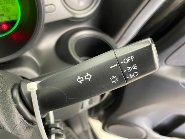 Ｎ－ＢＯＸ Ｇ・Ｌパッケージ　ワンオーナー　４ＷＤ　社外ナビ　ワンセグＴＶ　バックカメラ　片側パワースライドドア＋イージークローザー（両側）　横滑り防止装置　ビルトインＥＴＣ　前席シートヒーター　スマートキー×２　プッシュスタート（14枚目）