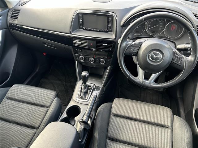 CX-5 XD ターボ 社外ナビ フルセグTV バック/サイドカメラ アダプティブ・フロントライティング・システム オートライト キセノンヘッドライト クルーズコントロール 横滑り防止装置 ダブルサイドエアバック(2枚目)