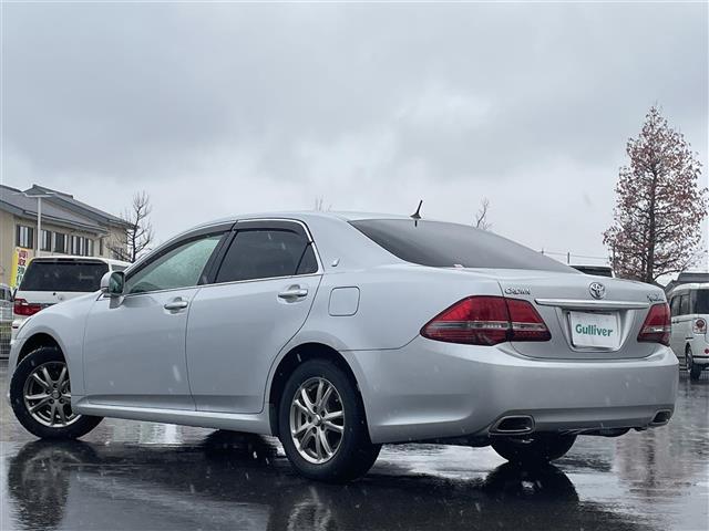 クラウン ２．５ロイヤルサルーン　アニバーサリーＥＤ　純正ＨＤＤナビ（ＣＤ　ＤＶＤ　フルセグＴＶ　ｂｌｕｅｔｏｏｔｈ　ＭＳＶ）　バックカメラ　ビルトインＥＴＣ　前席パワーシート　運転席シートメモリー　ＡＣＣ　電動チルト・テレスコピックステアリング　スペア（3枚目）