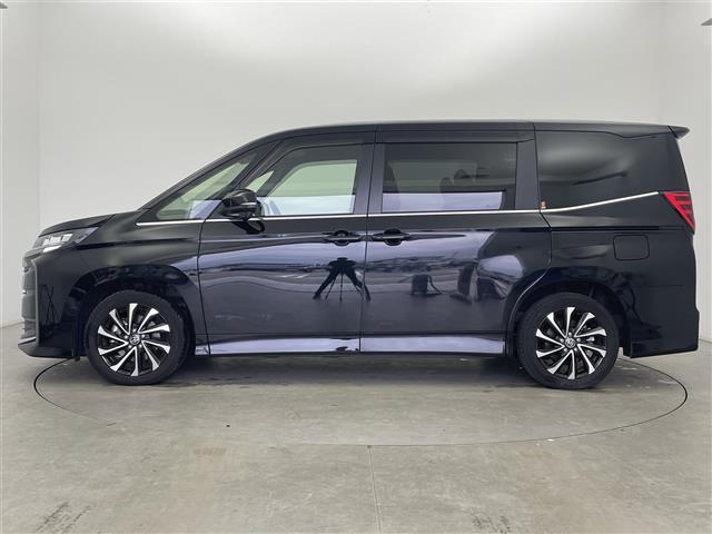 ノア ハイブリッドＳ－Ｚ　ワンオーナー　純正１０．５インチナビ　フルセグＴＶ＋ＣＤ／ＤＶＤデッキ　ＨＤＭＩ　バックカメラ　トヨタセーフティセンス　両側パワースライドドア　ハーフレザー　シートヒーター　ドラレコ　ＥＴＣ２．０（37枚目）