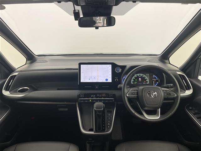 ノア ハイブリッドＳ－Ｚ　ワンオーナー　純正１０．５インチナビ　フルセグＴＶ＋ＣＤ／ＤＶＤデッキ　ＨＤＭＩ　バックカメラ　トヨタセーフティセンス　両側パワースライドドア　ハーフレザー　シートヒーター　ドラレコ　ＥＴＣ２．０（42枚目）